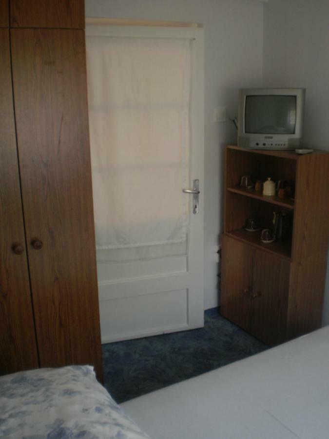 Raday Apartman ไฮจ์ดุสโซบอสโล ภายนอก รูปภาพ